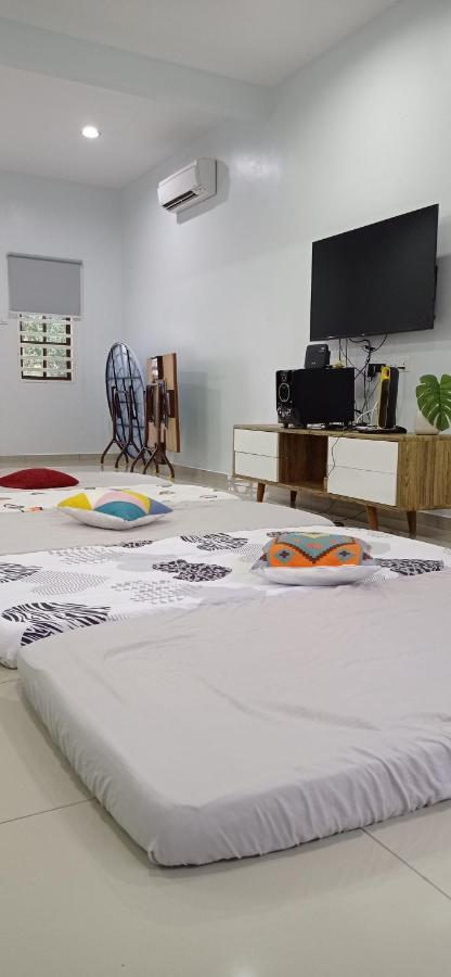 Low Season Promotion! 4B12B Max 19 Pax Party House Ipoh Esterno foto